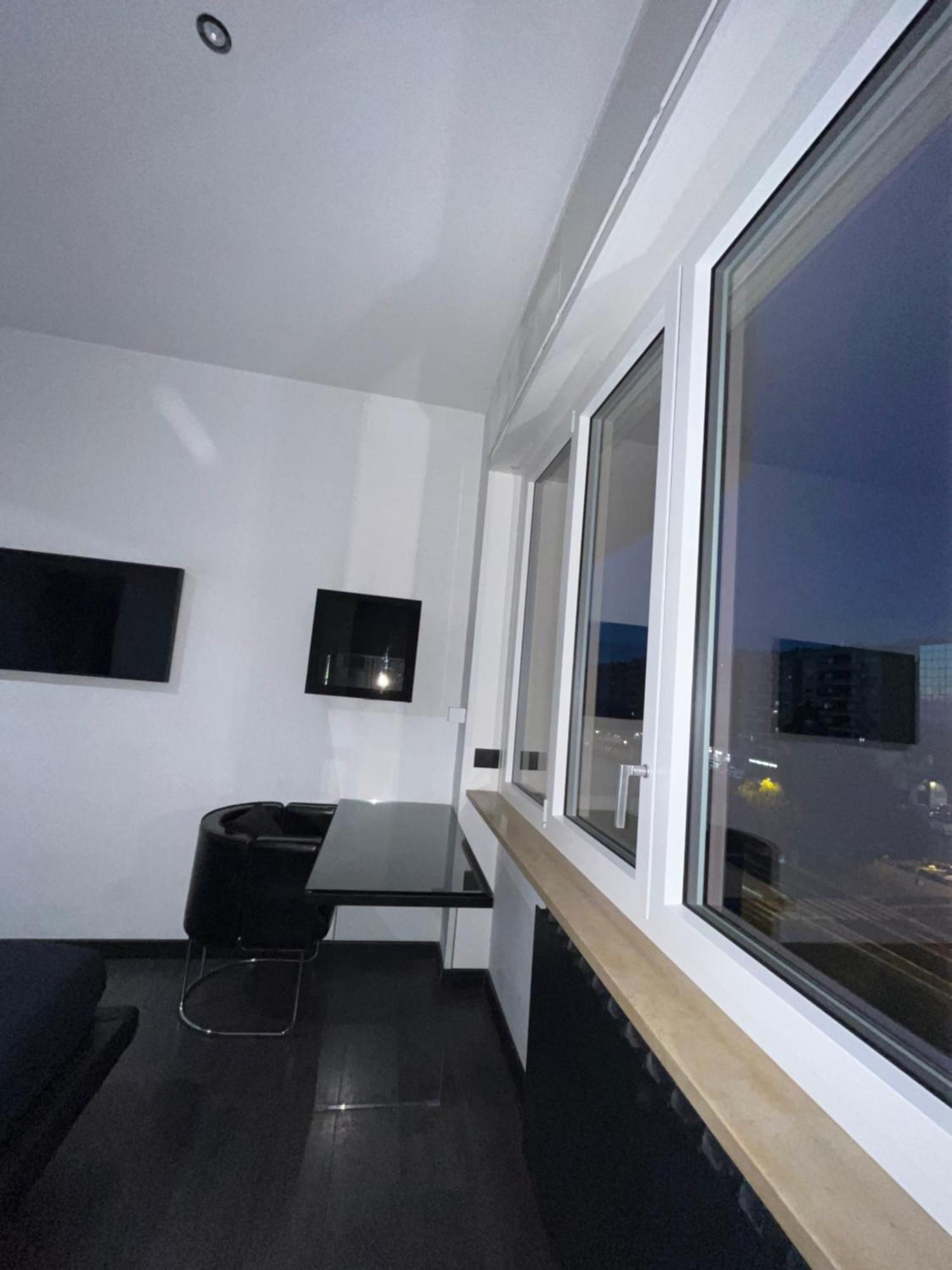 רומא Cinecitta Luxury Guest House מראה חיצוני תמונה